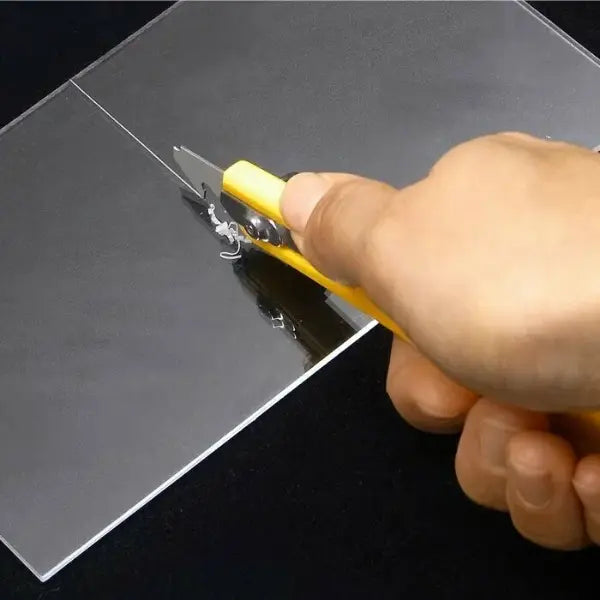 CORTADOR PARA PLASTICO DURO Y FORMICA (P-450) 37.10g Olfa - Olfa - vista lateral