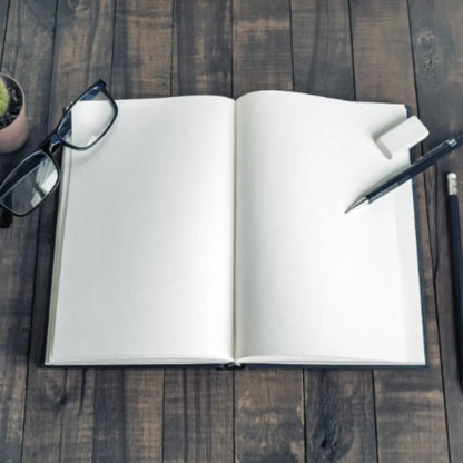 CUADERNO BOCETO ENGARGOLADO 21.59X27.94 CM - Arte Bizarro - vista lateral