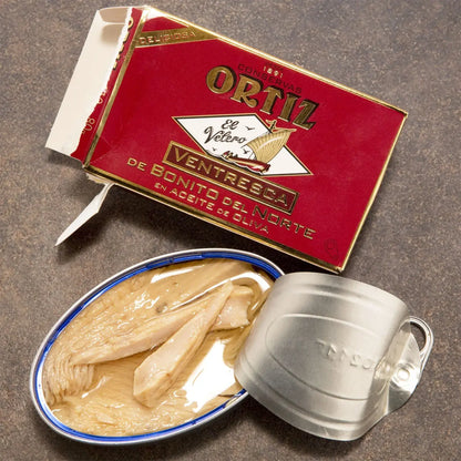 Atún Blanco (Ventresca de Bonito) en Aceite de Oliva 110g - conservas ortiz - vista lateral