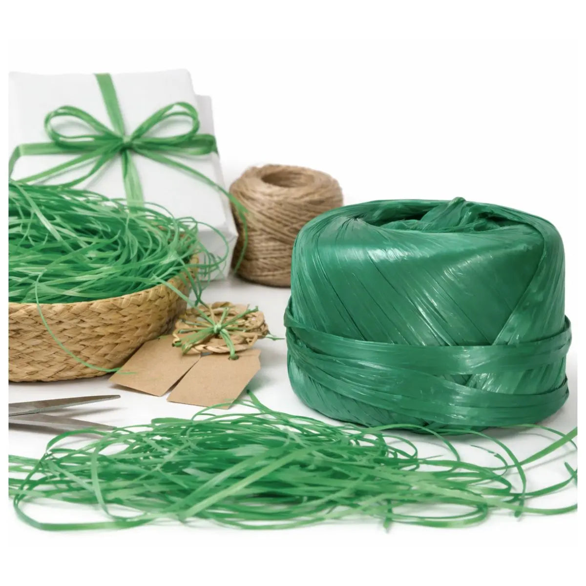 RAFIA DECORATIVA APROX 100 GRMS Verde Bandera - Confetti - detalle