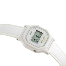 Reloj Casio La11w Dama Retro Clasico Original Correa Blanco Bisel Blanco, fondo Neutro - Casio - vista lateral