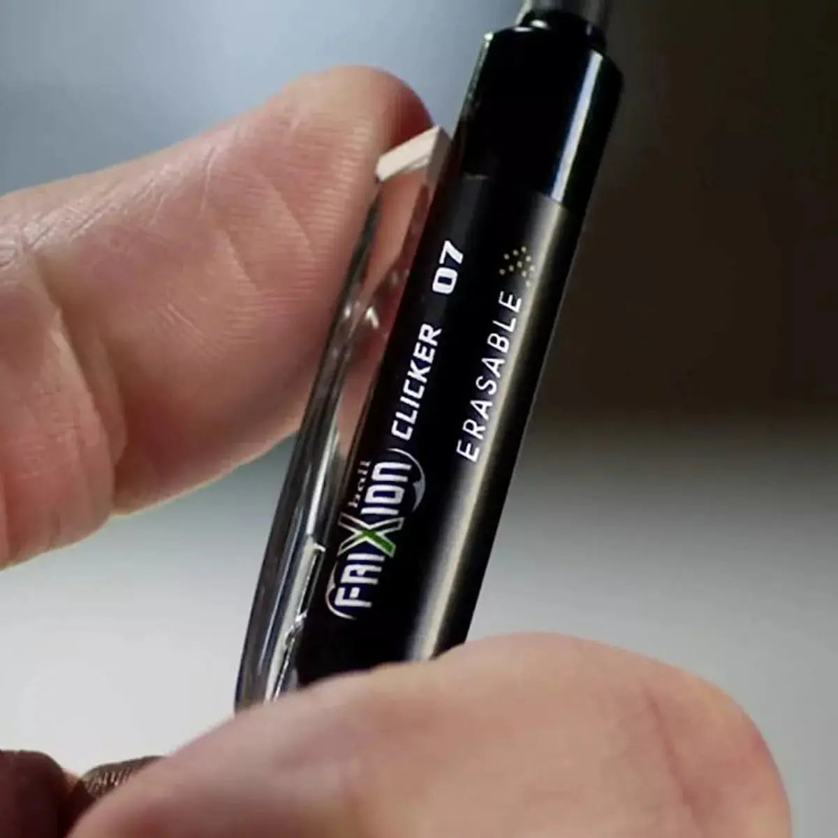 2 Plumas Pilot Frixion Clicker Retractil Tinta Borrable Gel Negro - Pilot - empaque