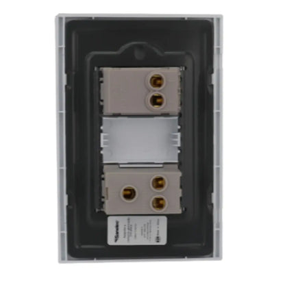 Placa Sanelec Línea Venecia Blanco Con Apagador y Contacto Aterrizado 127V - Sanelec - vista lateral