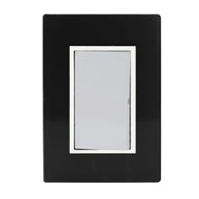 Placa Sanelec Línea Venecia Humo Con Apagador De Escalera 127V - Sanelec - empaque