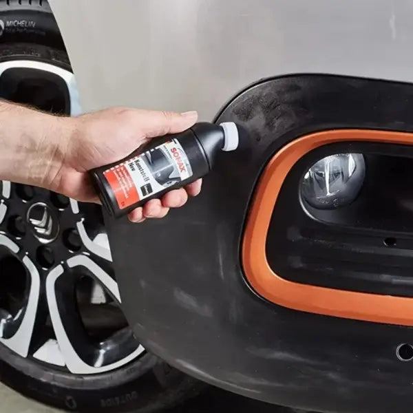 Renovador de plasticos 100ml CON ESPONJA APLICADORA 75017 Sonax - Fandeli - vista lateral